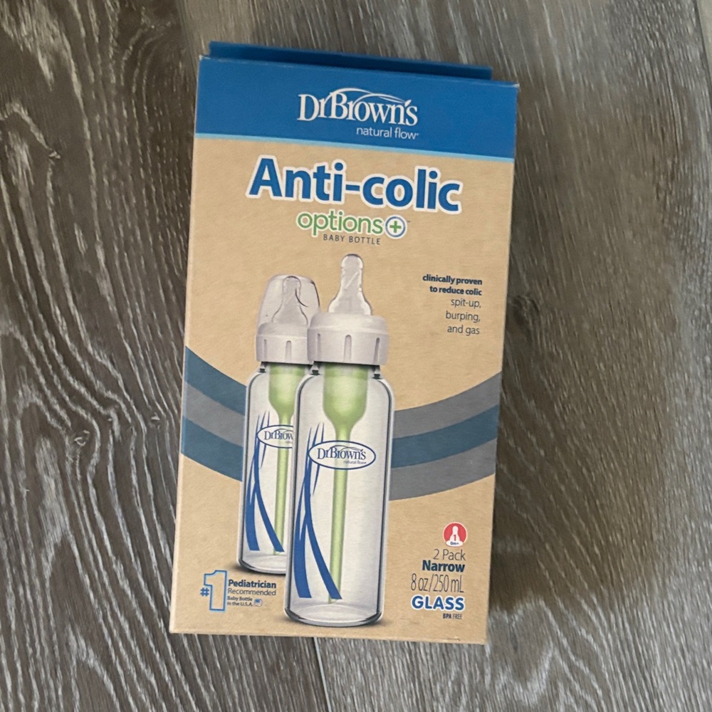 Anti-Colic Glass Baby Bottles - Clear with Green Vent (2 Pack)
